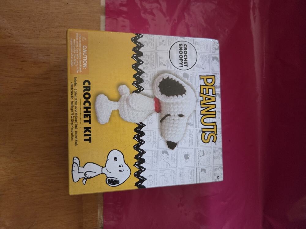 NIB Peanuts Snoopy Crochet Kit